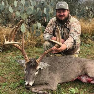 Meet your Posher, Travis